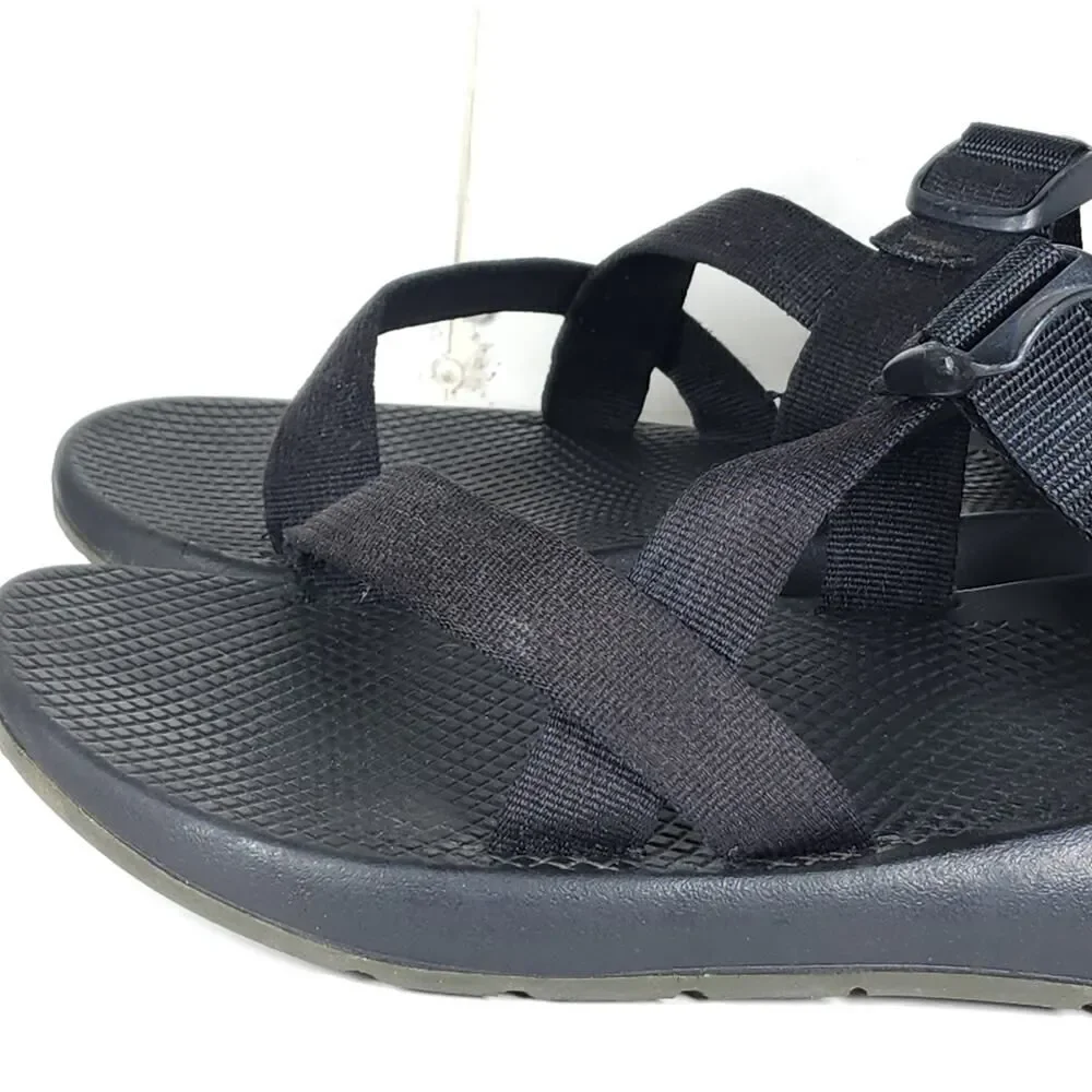 Chaco Men's Z Cloud Size US11 Black Strappy Outdoor Sport Sandals Shoes